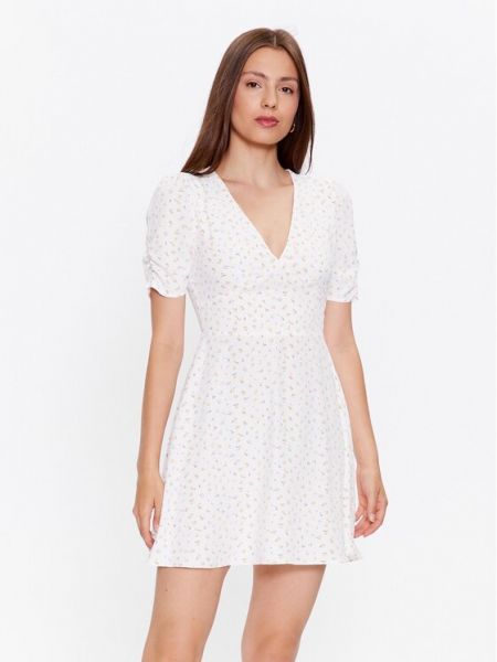 Белое приталенное платье Glamorous