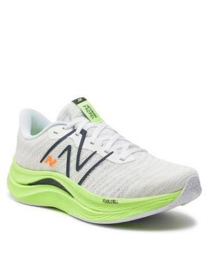 Superge New Balance FuelCell