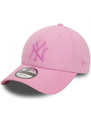 Różowa czapka z daszkiem New Era