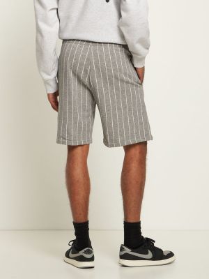 Shorts en coton à rayures New Era gris