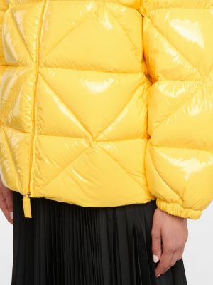 Péřová bunda z nylonu Prada žlutá