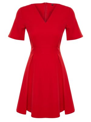Μini φόρεμα με κοντό μανίκι από λυγαριά Trendyol κόκκινο