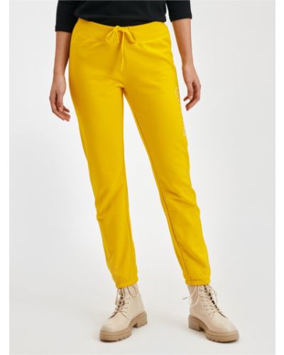 Sportovní kalhoty Gap žluté