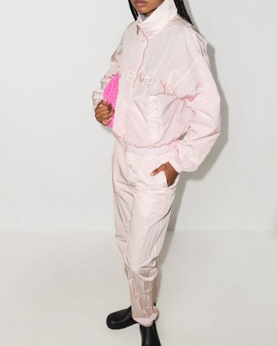 Jaka ar izšuvumiem Givenchy rozā