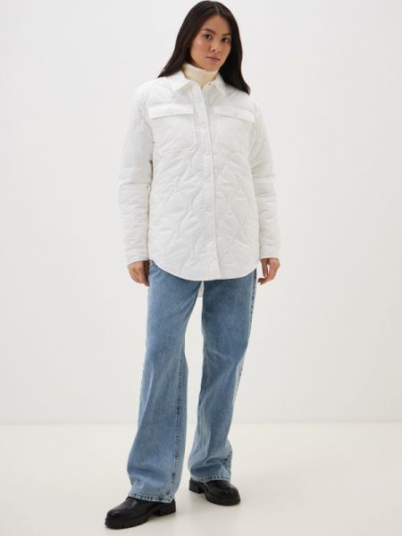 Утепленная демисезонная куртка Lacoste белая