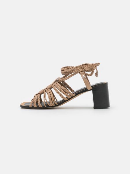 Beżowe sandały Asra