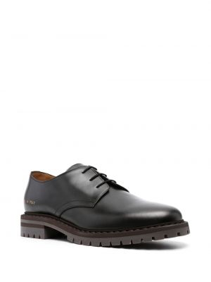 Nahast derby-kingad Common Projects must