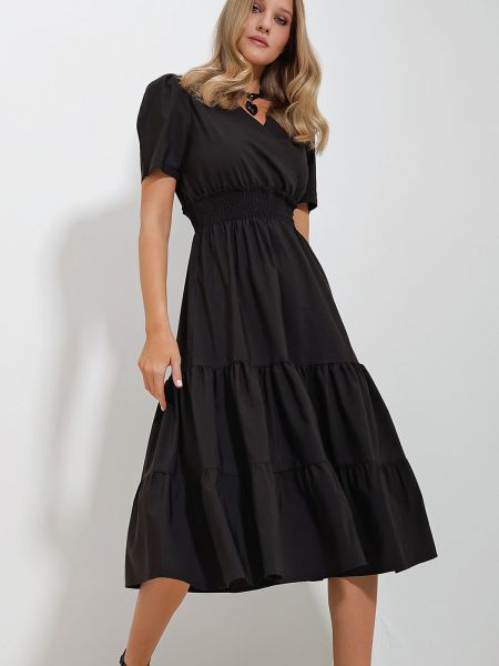 Φόρεμα με βολάν από λυγαριά Trend Alaçatı Stili μαύρο