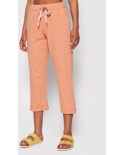 Voľné priliehavé teplákové nohavice Femi Stories oranžová