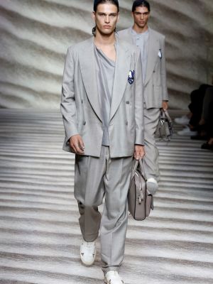 Hodvábny ľanový vlnený oblek Giorgio Armani béžová