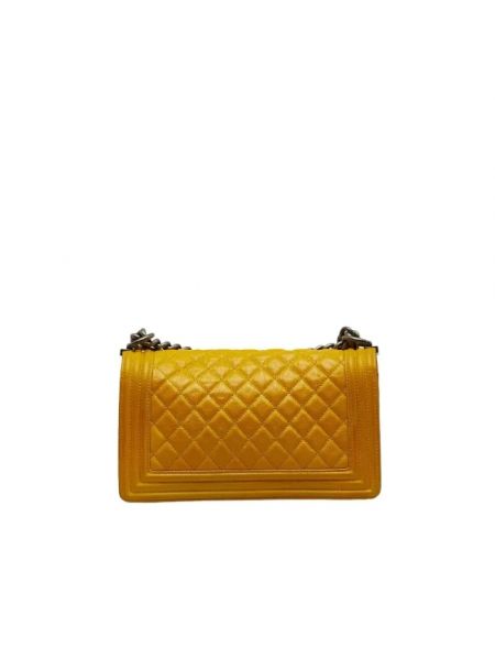 Bolso cruzado de cuero Chanel Vintage amarillo