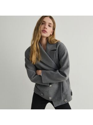 Vlnený krátký kabát Reserved sivá