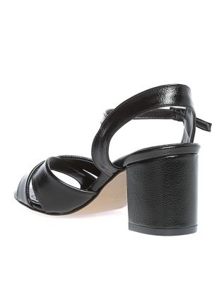 Кожаные туфли на каблуке Pierre Cardin черные