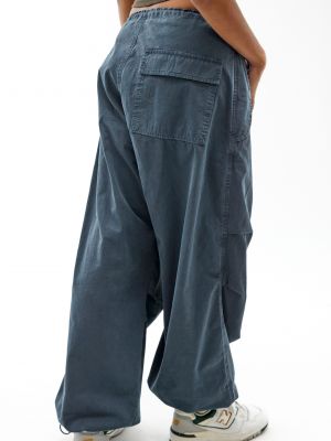 Kargo hlače Bdg Urban Outfitters modra