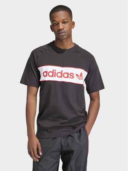 Тениска Adidas черно