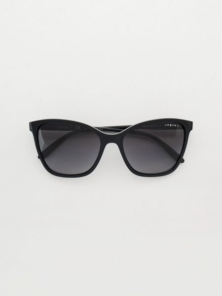 Черные очки солнцезащитные Vogue® Eyewear