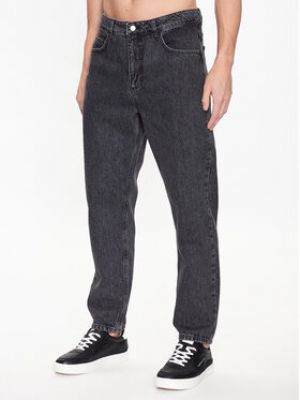 Priliehavé džínsy s rovným strihom Casual Friday sivá