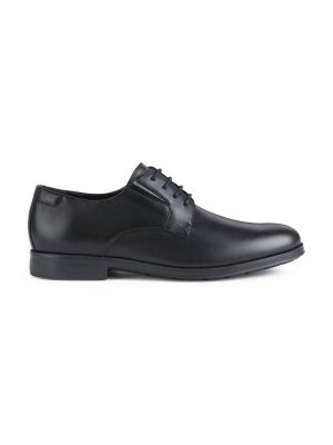 Relaxed ниски обувки Geox черно