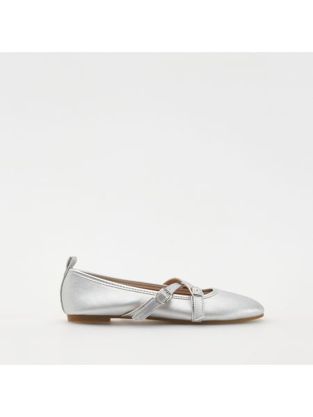 Balerina cipők Reserved ezüstszínű