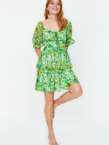 Kvetinová šifonová sukňa s volánmi Trendyol zelená