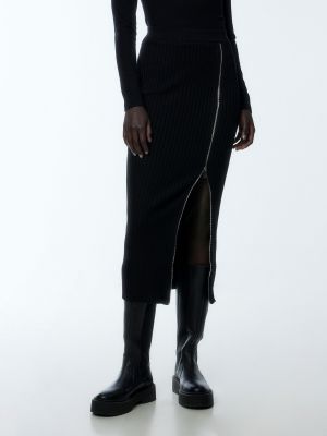 Slim fit priliehavá dlhá sukňa Edited čierna