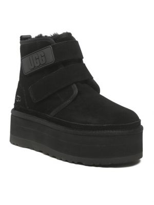 Škornji s platformo Ugg črna