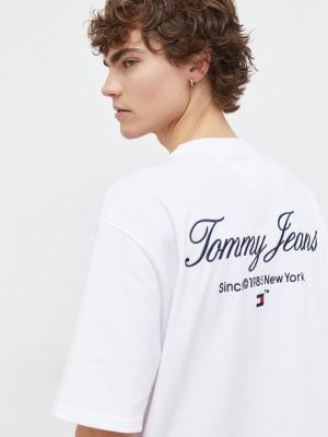 Памучна тениска с дълъг ръкав с апликация Tommy Jeans бяло