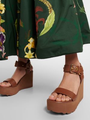 Sandale din piele cu platformă cu pană Gianvito Rossi maro