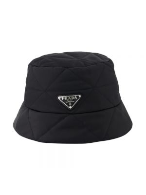 Czarna nylonowa czapka Prada