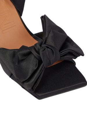 Čipkované šnurovacie sandále s mašľou Ganni čierna