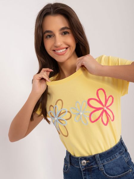 Tricou cu model floral Fashionhunters galben