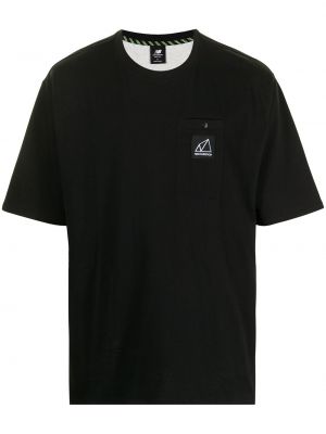 Camiseta ajustada con capucha con capucha New Balance negro