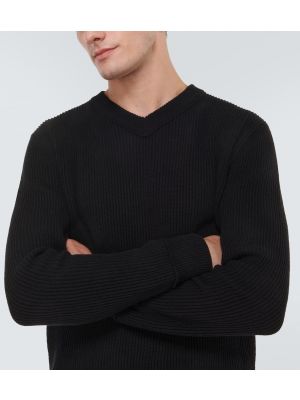 Памучен пуловер The Row черно
