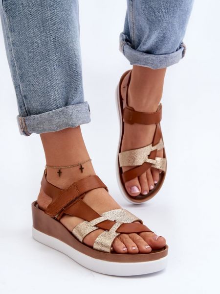 Sandale din piele cu platformă Kesi maro