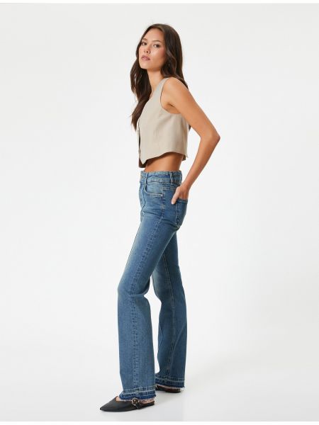 Slim fit priliehavé skinny fit džínsy s vreckami Koton