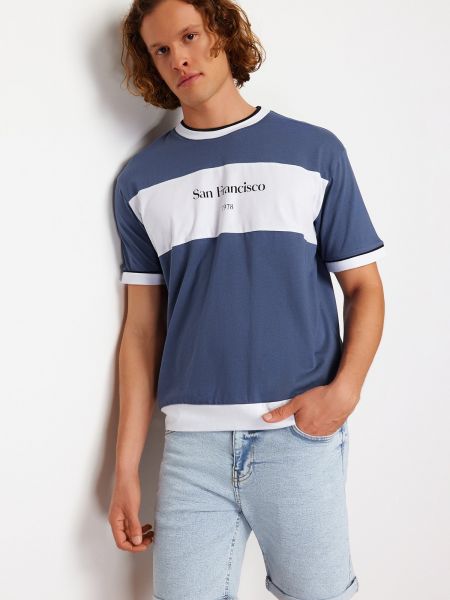 Βαμβακερή μπλούζα με σχέδιο Trendyol