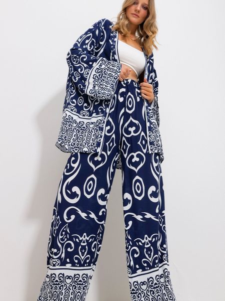 Oblek Trend Alaçatı Stili modrá