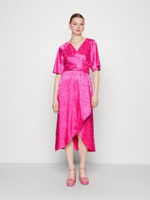 Коктейльное платье YAS розовый