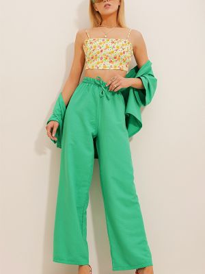Spodnie relaxed fit Trend Alaçatı Stili zielone