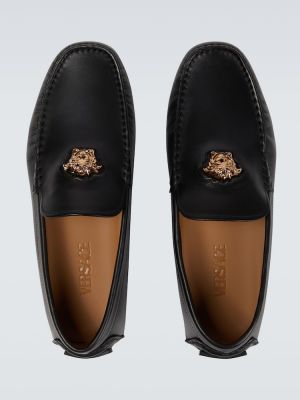 Bőr loafer Versace fekete