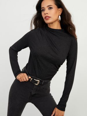 Bluză cu croială ajustată Cool & Sexy negru
