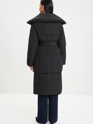 Утепленная демисезонная куртка Zarina черная
