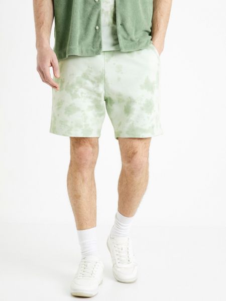 Shorts Celio grün