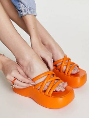 Оранжевые сандалии с ремешками на массивной подошве Daisy Street