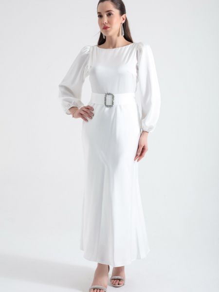 Сатенена вечерна рокля Lafaba бяло