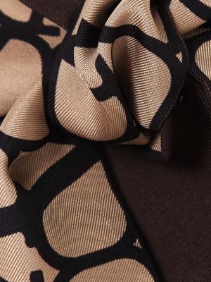 Черный шелковый платок с принтом Valentino Garavani