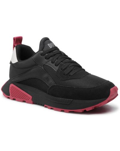 Sneakerși