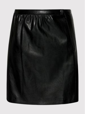 Slim fit kožená sukně z imitace kůže Pinko černé