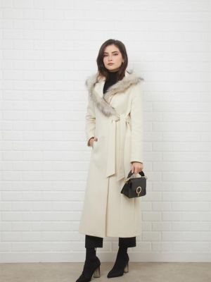 Меховое пальто с капюшоном и застежкой сбоку, Ecru Concept., экрю