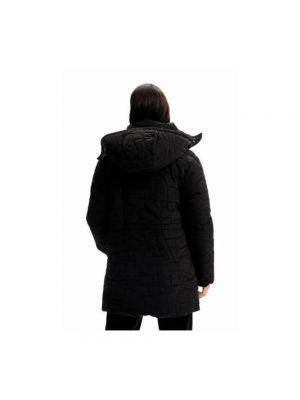 Abrigo de invierno con capucha Desigual negro